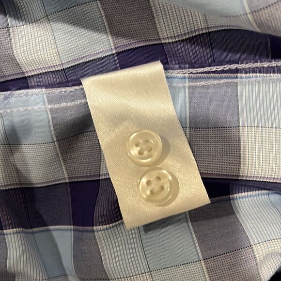 Neiman Marcus   - Picture 7 of 8